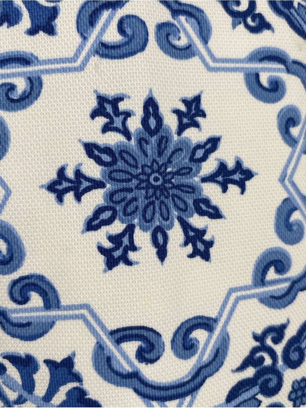 Sz 8 Talbots White women’s Pants with Blue Tile Print used w defect: stain - Picture 6 of 15